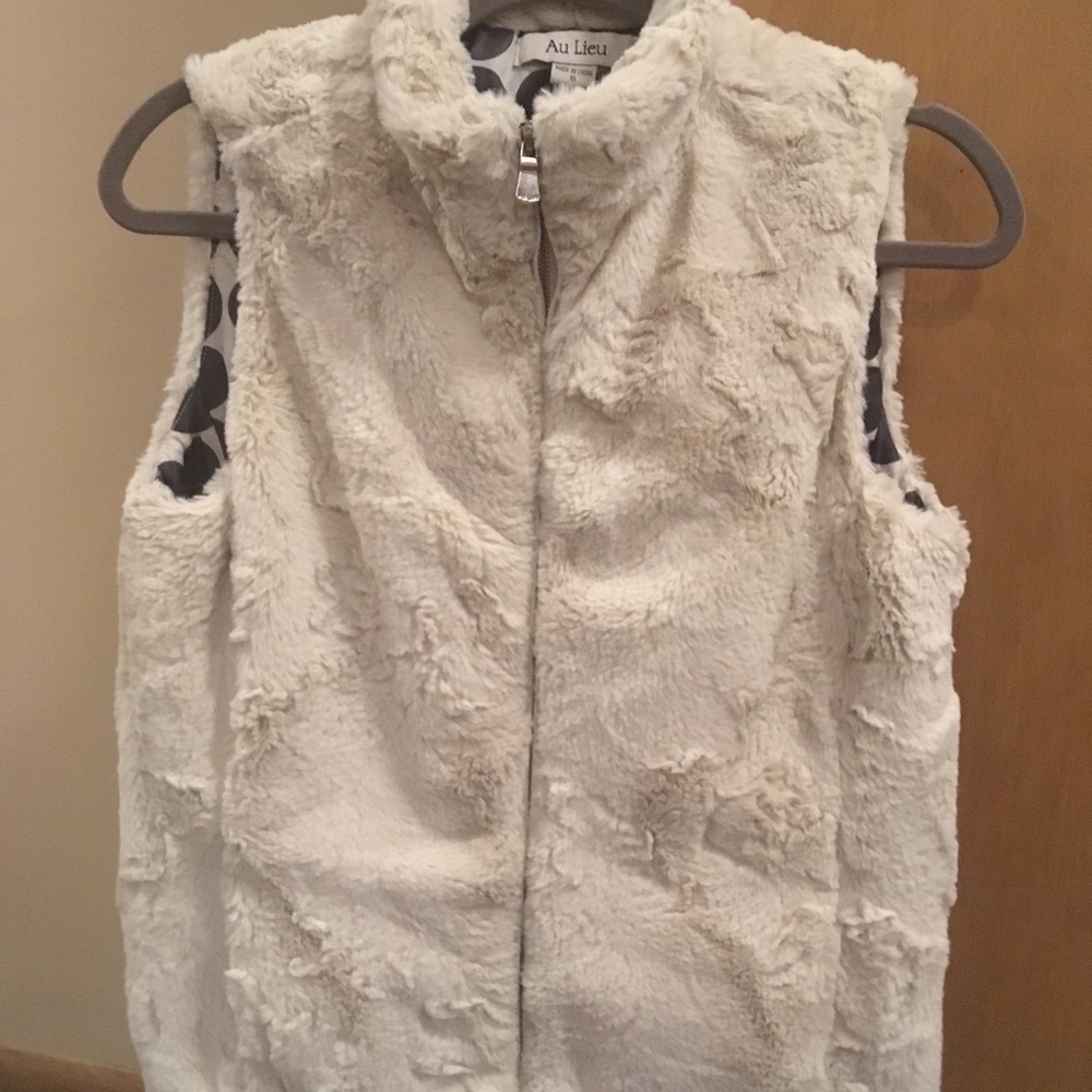 Women vest